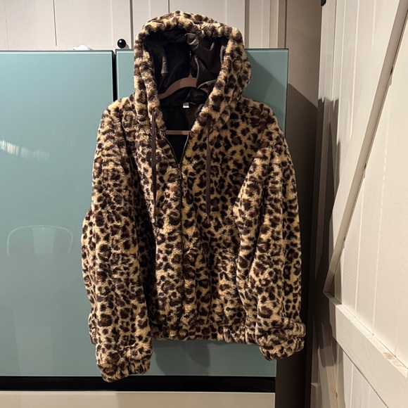 Time and Tru Jackets & Blazers - Time and Tru Leopard Faux-Fur Hooded Puffer Jacket - Brown/Tan